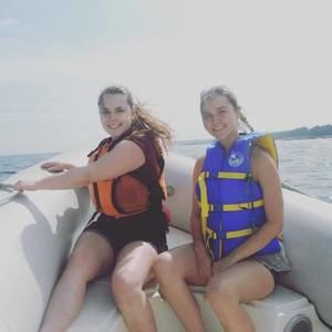 Meet your Posher, Gaby